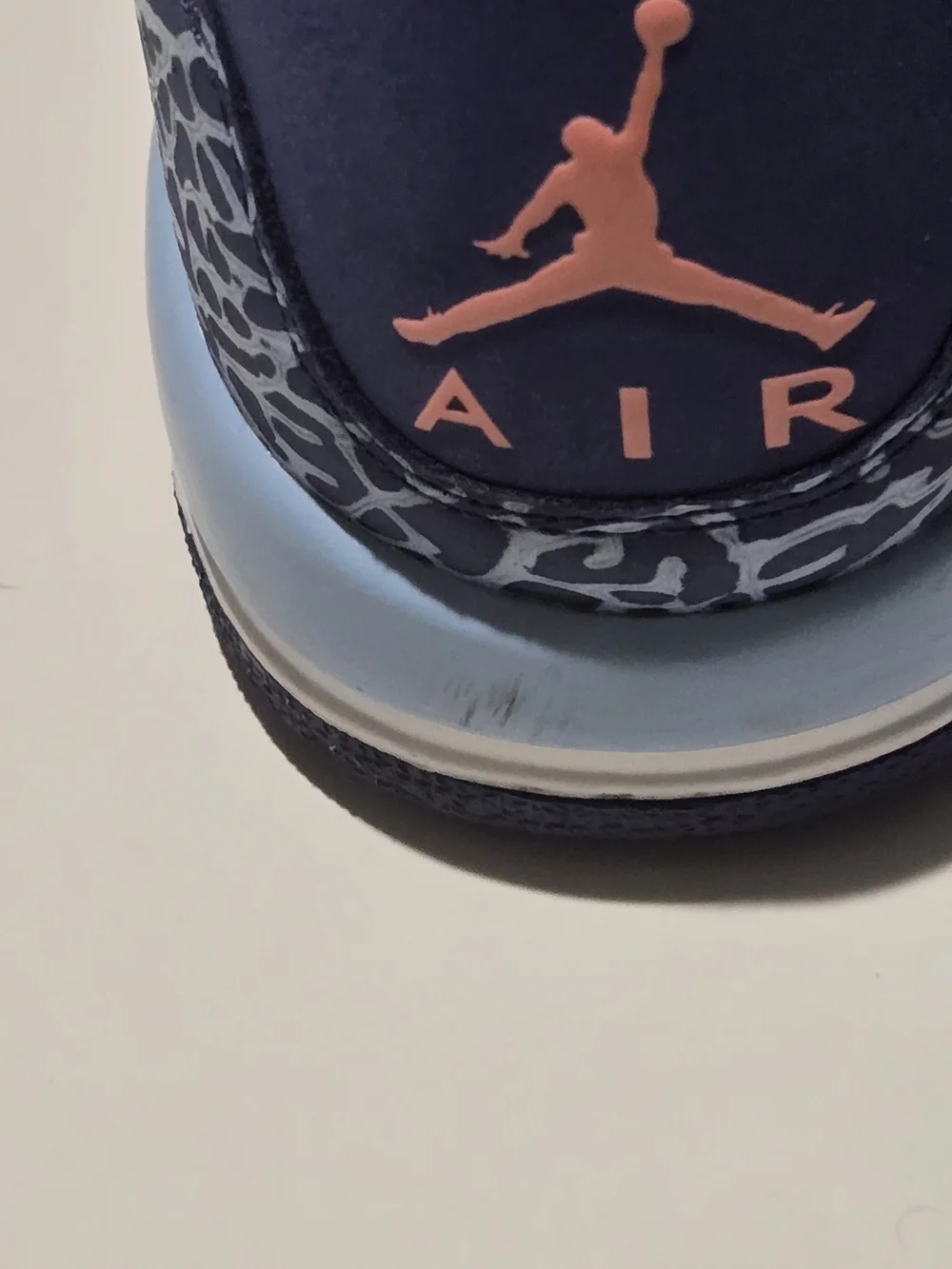 Nike Air Jordan 3 Retro GS 'Purple Dust' Size 6Y | 441140-506